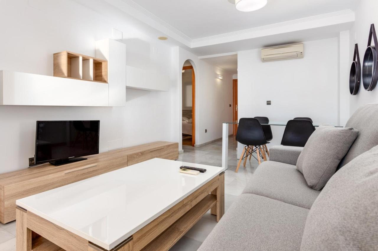 1St Line Mascarat Beach - Solarium Terrace & Pool 알테아 외부 사진