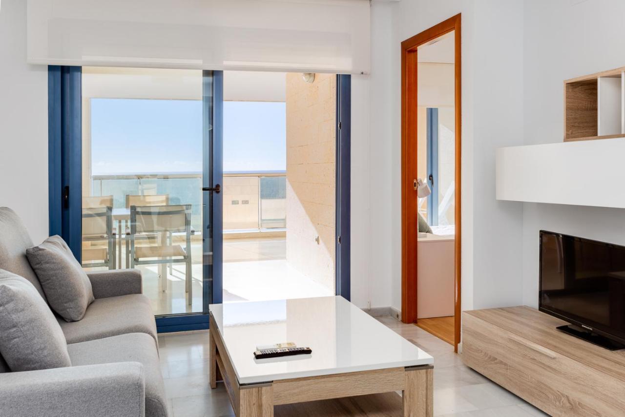 1St Line Mascarat Beach - Solarium Terrace & Pool 알테아 외부 사진