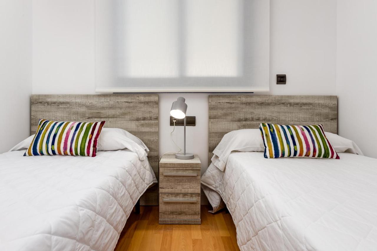 1St Line Mascarat Beach - Solarium Terrace & Pool 알테아 외부 사진