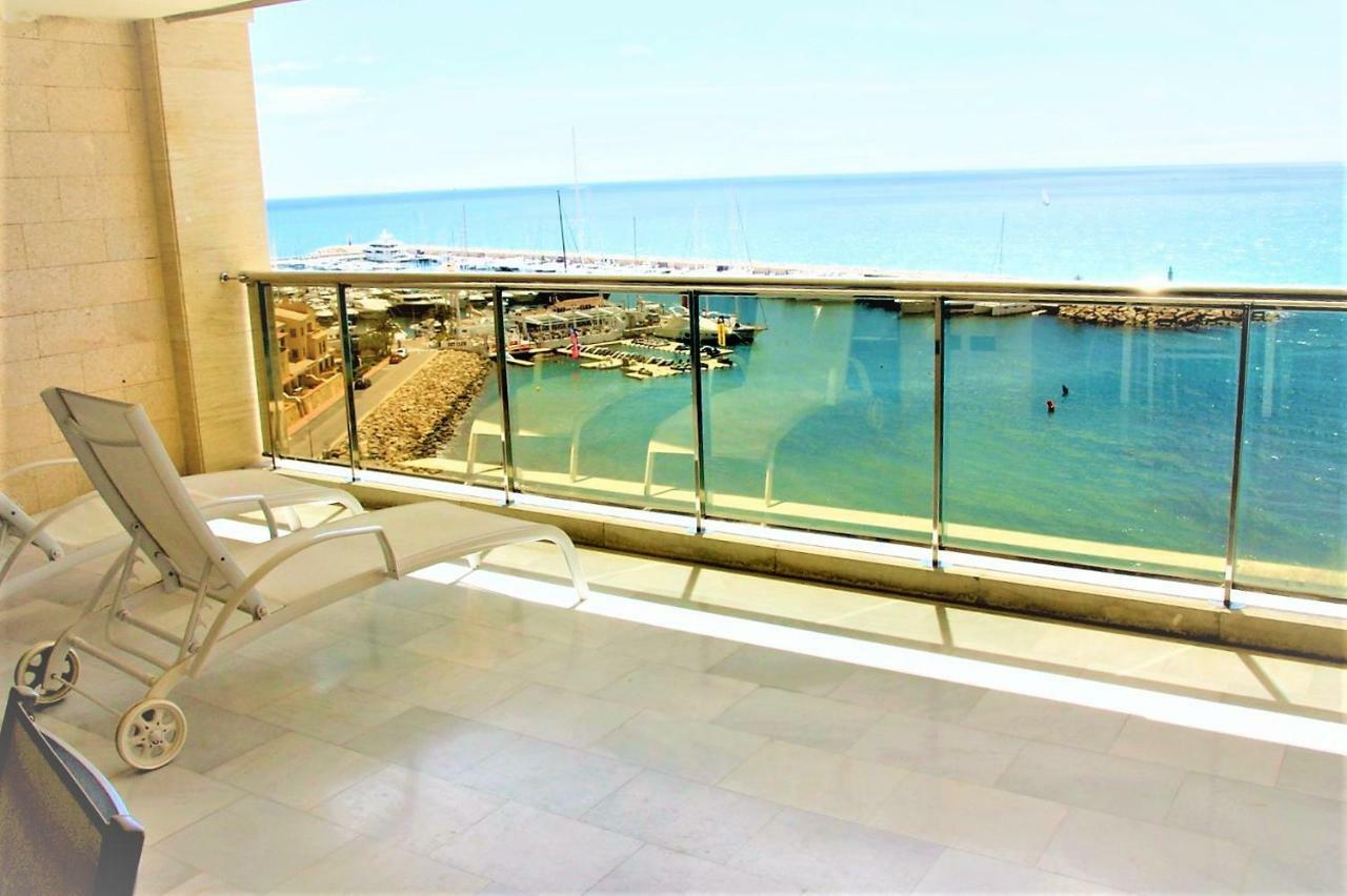 1St Line Mascarat Beach - Solarium Terrace & Pool 알테아 외부 사진